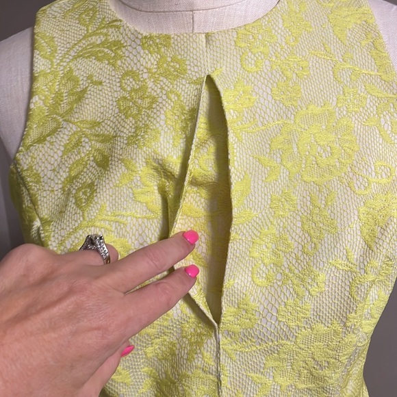 RIVER ISLAND woman’s NEON YELLOW floral LACE shift dress size 36 euro stretch - Picture 4 of 13